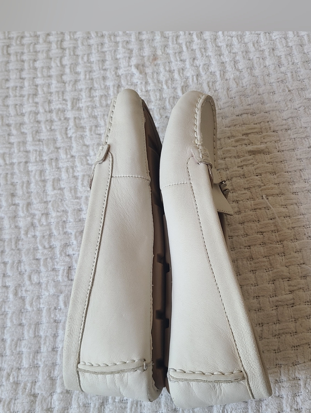 UGG Callen Women's Cream Leather Slip-On Loafers US Size 6.5 - Picture 6 of 9